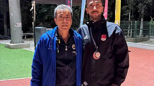 GAÜN'lü öğrenci Türkiye 2'ncisi oldu