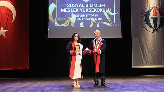 GAÜN Sosyal Bilimler MYO'da diploma heyecanı