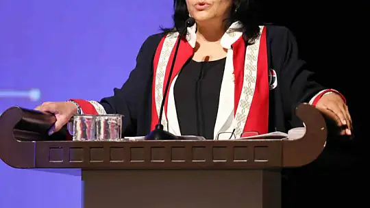 GAÜN Tıp Fakültesi öğrencileri beyaz önlüklerini gururla giydi