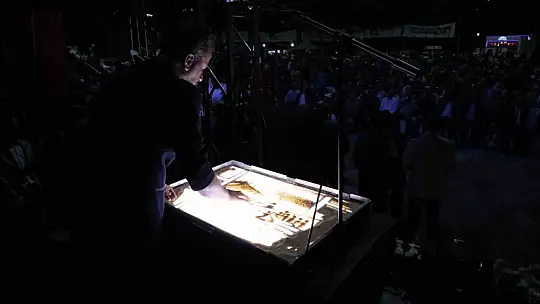 Gazi şehir, 15 Temmuz'da yine tek yürek oldu, Demokrasi Meydanı'nı doldurdu