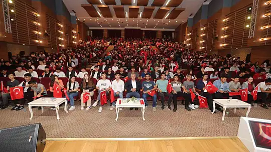 Gazi torunları ecdadıyla buluşuyor