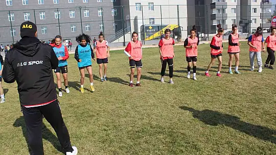 Gaziantep ALG Spor kadın futbolunun yeni yıldızlarını arıyor