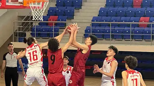 Gaziantep Basketbol'dan şampiyonluk başarısı