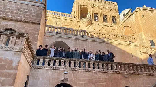 Gaziantep Büyükşehir'den Nurdağı öğrencilerine sınav öncesi motivasyon etkinliği