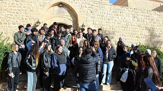 Gaziantep Büyükşehir'den Nurdağı öğrencilerine sınav öncesi motivasyon etkinliği