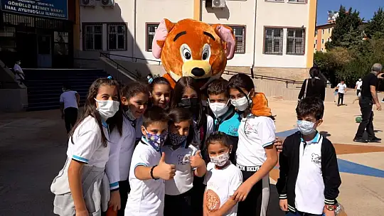 Gaziantep Büyükşehir, miniklere hayvan sevgisi aşılamak için düğmeye bastı