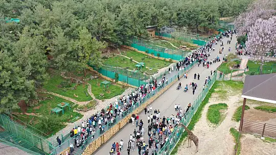 Gaziantep Doğal Yaşam Parkı'na bayramda ziyaretçi akını