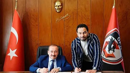 Gaziantep FK, Selçuk İnan ile 1.5 yıllık sözleşme imzaladı