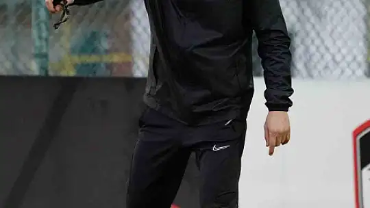 Gaziantep FK Selçuk İnan yönetiminde ilk antrenmanını yaptı