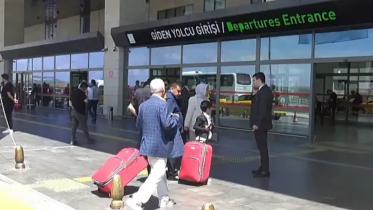 Gaziantep hava sahası tanımlanamayan cisim nedeniyle uçuşlara kapatıldı