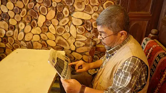 Gaziantep'in 'Terso Kemal'i gazeteleri ters okuyor