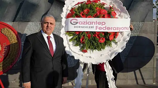 Gaziantep'in 102. Kurtuluş Yıldönümünde Gaziantep Dernekleri Federasyonu'ndan anlamlı ziyaret