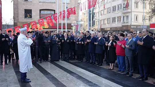 Gaziantep'in düşman işgalinden kurtuluşunun 102. yıl dönümü coşkuyla kutlandı