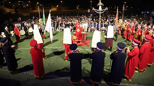 Gaziantep'in ikinci büyük festivali Ali Kınık ile başladı