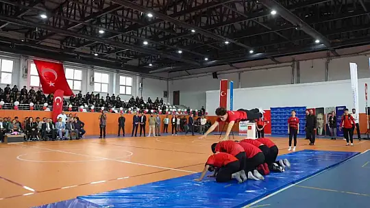 Gaziantep'in sporcu sayısı artıyor, kupa ve madalyaları çoğalıyor