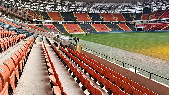Gaziantep Kalyon Stadı milli maça hazırlanıyor