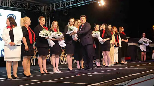 Gaziantep Kolej Vakfı Anaokulu'nda coşkulu kep töreni