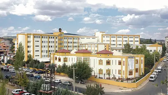 Gaziantep Kolej Vakfı Cemil Alevli IB Koleji'nde diploma heyecanı