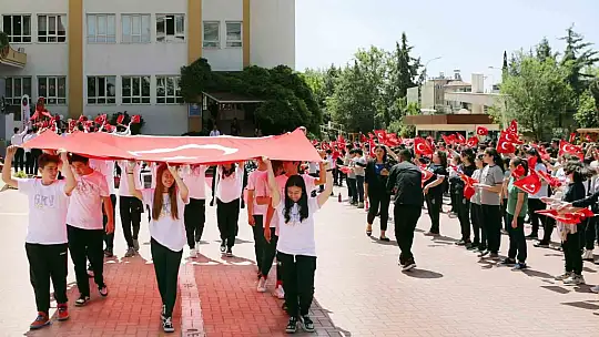 Gaziantep Kolej Vakfı'nda 19 Mayıs coşkusu