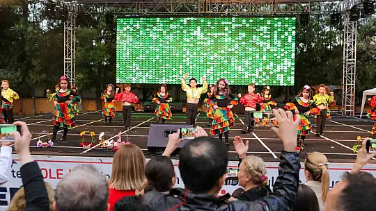 Gaziantep Kolej Vakfı'nda 60. yıl festivali coşkuyla başladı