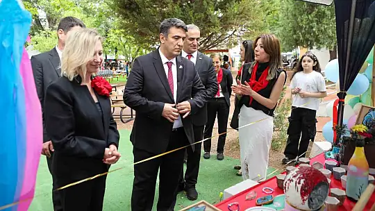 Gaziantep Kolej Vakfı'nda göz kamaştıran sergi