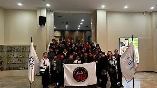 Gaziantep Kolej Vakfı öğrencileri İstanbul'u mercek altına aldı