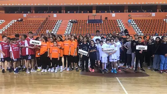 Gaziantep Kolej Vakfı Türkiye yarı finallerinde