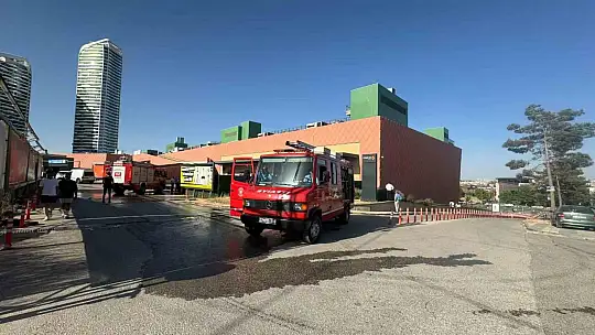 Gaziantep Primemall AVM'de korkutan yangın