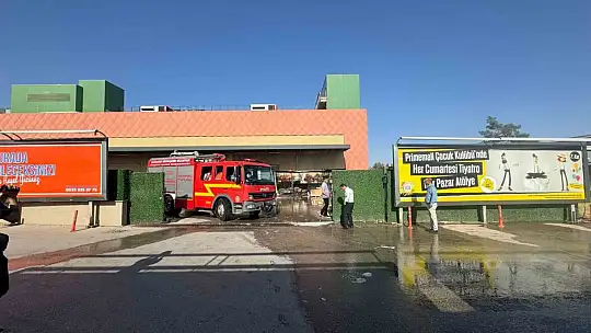 Gaziantep Primemall AVM'de korkutan yangın