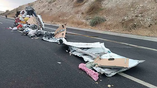 Gaziantep - Şanlıurfa Otoyolu'nda feci kaza: 5 ölü, 17 yaralı
