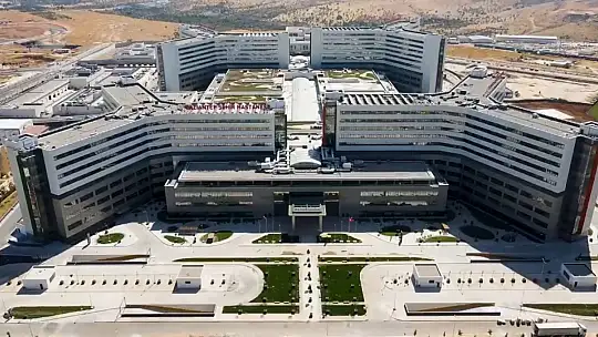 Gaziantep Şehir Hastanesi'nde 7,5 ayda 1 milyon 100 bin hastaya sağlık hizmeti