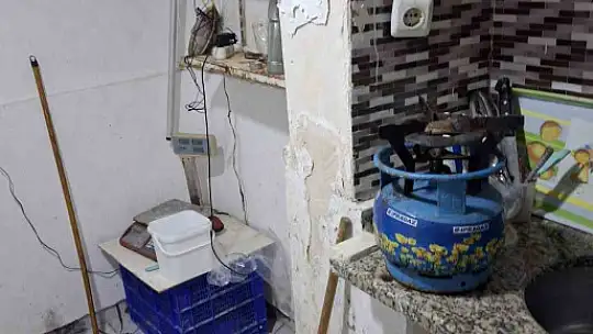 Gaziantep'te 1 ton 112 kilogram kaçak peynir ele geçirildi