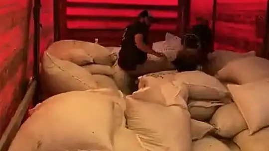 Gaziantep'te 10 bin 400 paket kaçak sigara ele geçirildi