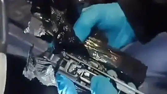 Gaziantep'te 11 adet kaçak tabanca ele geçirildi: 2 şahıs tutuklandı
