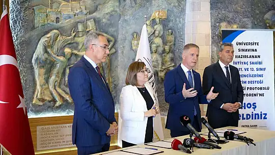 Gaziantep'te 11 ve 12'nci sınıf öğrencilerine bin 200 TL maddi destek