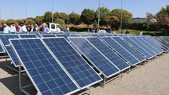 Gaziantep'te 140 çiftçiye güneş paneli dağıtıldı