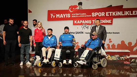 Gaziantep'te 19 branşta 742 genç sporcuya ödül