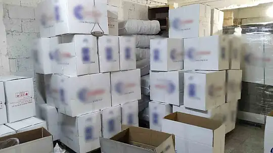 Gaziantep'te 2 milyon 670 bin TL değerinde sahte terlik ele geçirildi