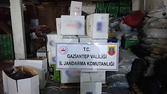 Gaziantep'te 2 milyon 670 bin TL değerinde sahte terlik ele geçirildi