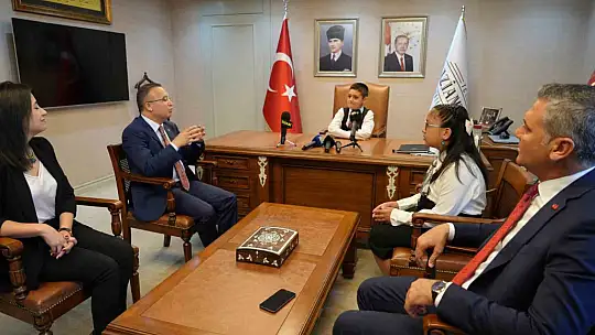 Gaziantep'te 23 Nisan Ulusal Egemenlik ve Çocuk Bayramı coşkuyla kutlandı