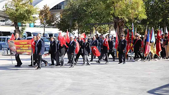 Gaziantep'te 29 Ekim Coşkuyla kutlandı