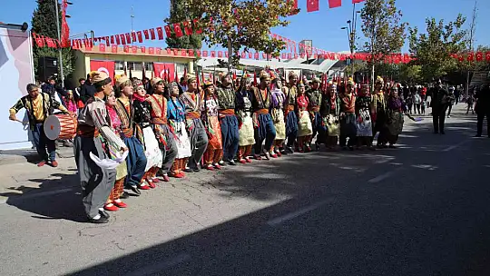 Gaziantep'te 29 Ekim Coşkuyla kutlandı