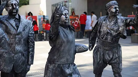 Gaziantep'te 29 Ekim kutlamaları başladı