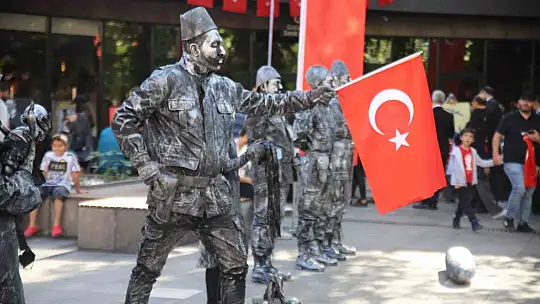 Gaziantep'te 29 Ekim kutlamaları başladı