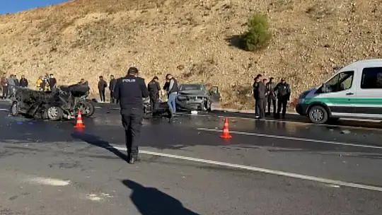 Gaziantep'te 3 aracın karıştığı zincirleme kaza: 1 ölü, 6 yaralı