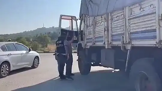 Gaziantep'te 3 milyon 600 bin adet kaçak makaron ele geçirildi