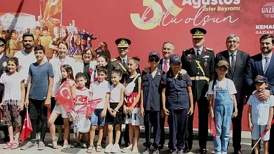 Gaziantep'te 30 Ağustos Zafer Bayramı coşku ile kutlandı