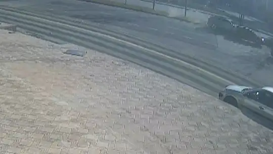 Gaziantep'te 4 kişinin yaralandığı feci kaza güvenlik kamerasına yansıdı