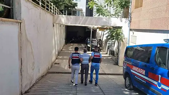 Gaziantep'te 4 yıl kesinleşmiş cezası bulunan uyuşturucu taciri yakalandı