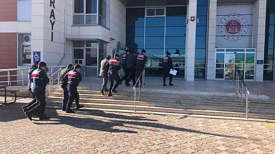 Gaziantep'te 47 düzensiz göçmen yakalandı